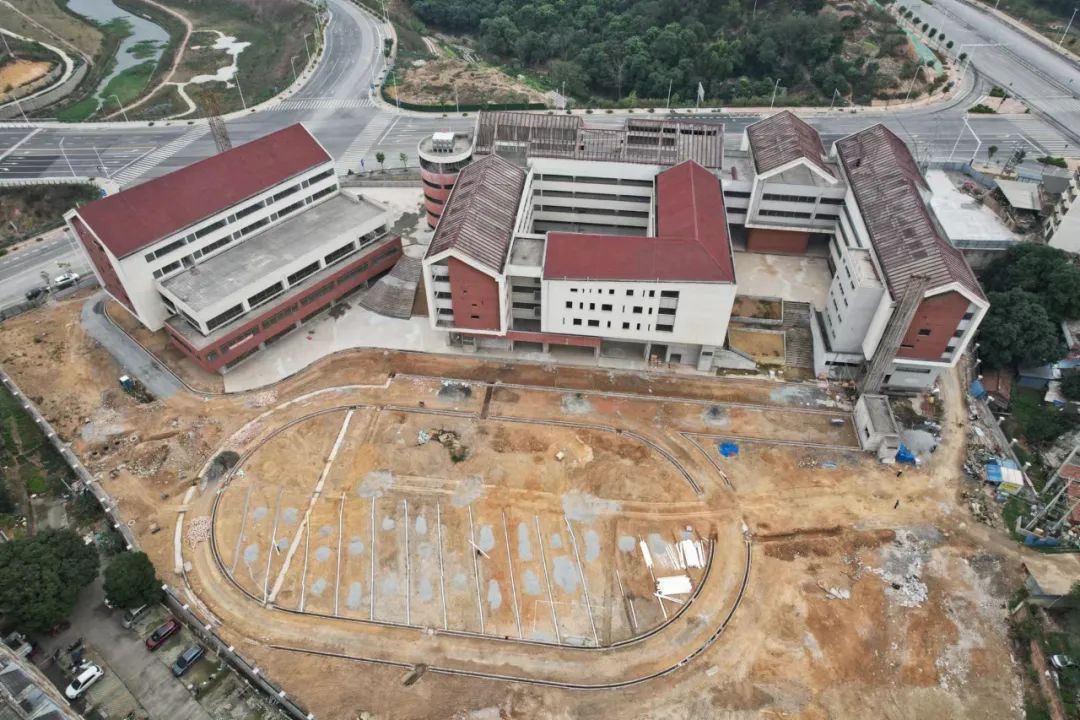 4-1建設(shè)中的東筍小學項目